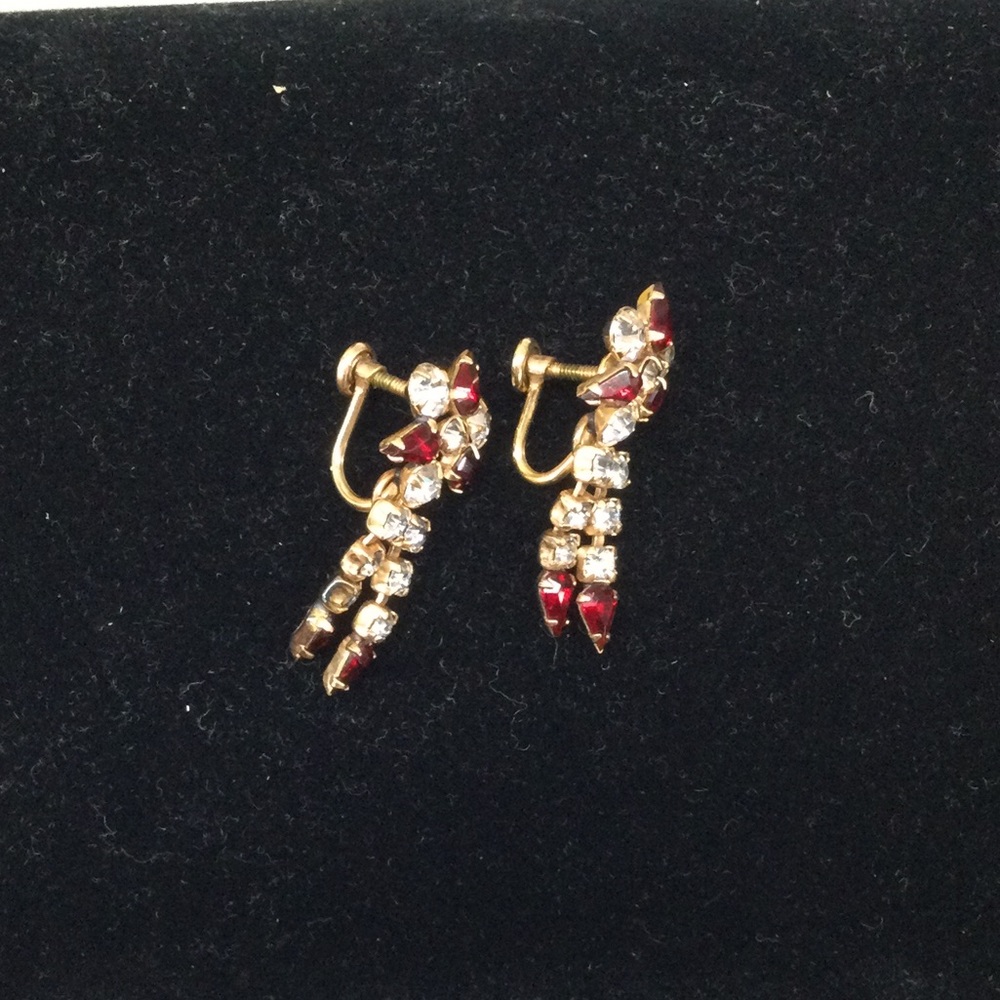 Vintage Red and Gold Clip On Earrings - Picture 2 of 2